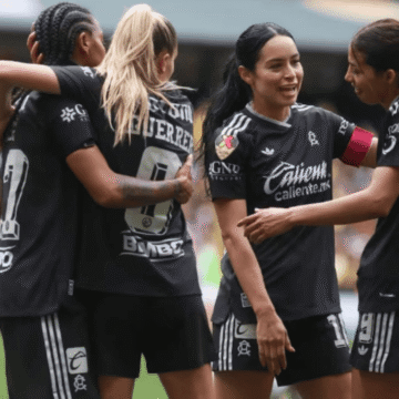 América golea 10-0 a Cruz Azul en su regreso al Banorte