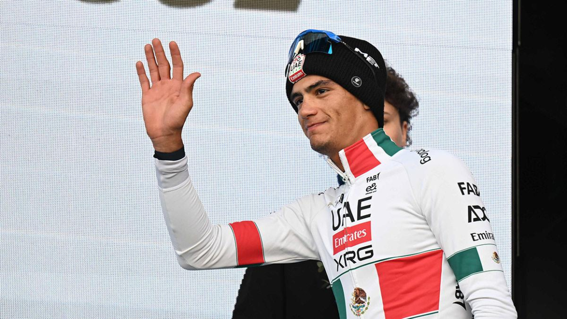 Isaac del Toro advierte tras el Mundial de Montreal: «van a batallar más el siguiente año»