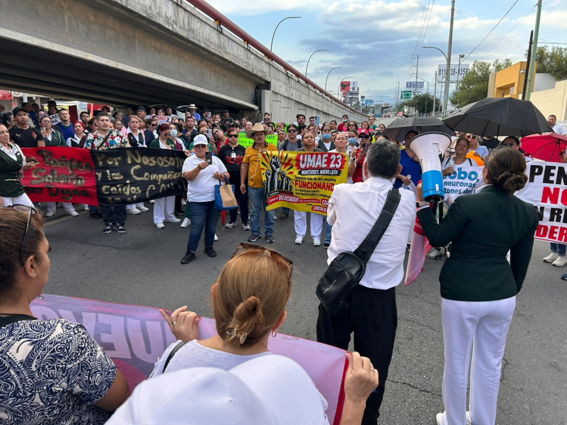 Trabajadores del IMSS marcharán en Monterrey por alza salarial